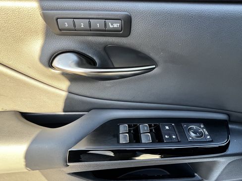 Certified 2024 Lexus ES 350 F Sport w/ Accessory Package (Z2) FWD image 14