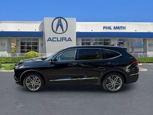Used 2023 Acura MDX SH-AWD w/ Advance Package image 9