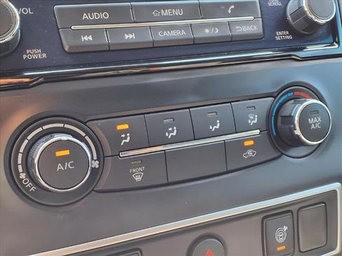 Certified 2020 Nissan Titan S w/ S Utility Package image 22