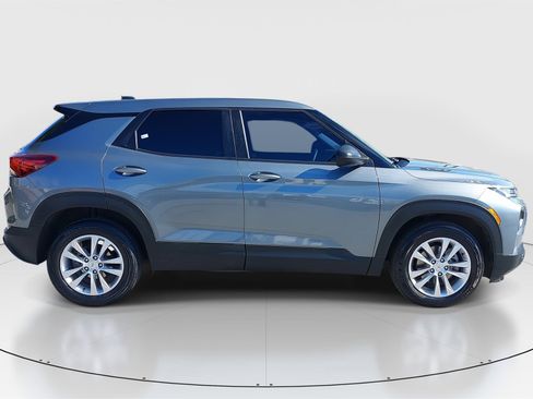 Used 2021 Chevrolet TrailBlazer LS image 4
