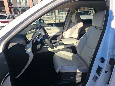 New 2026 Genesis GV70 2.5T Advanced image 21