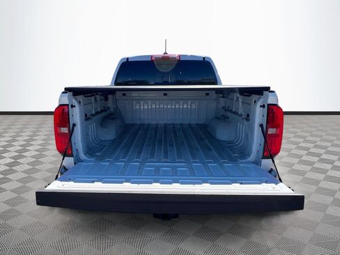 Used 2022 Chevrolet Colorado Z71 AWD/4WD image 25