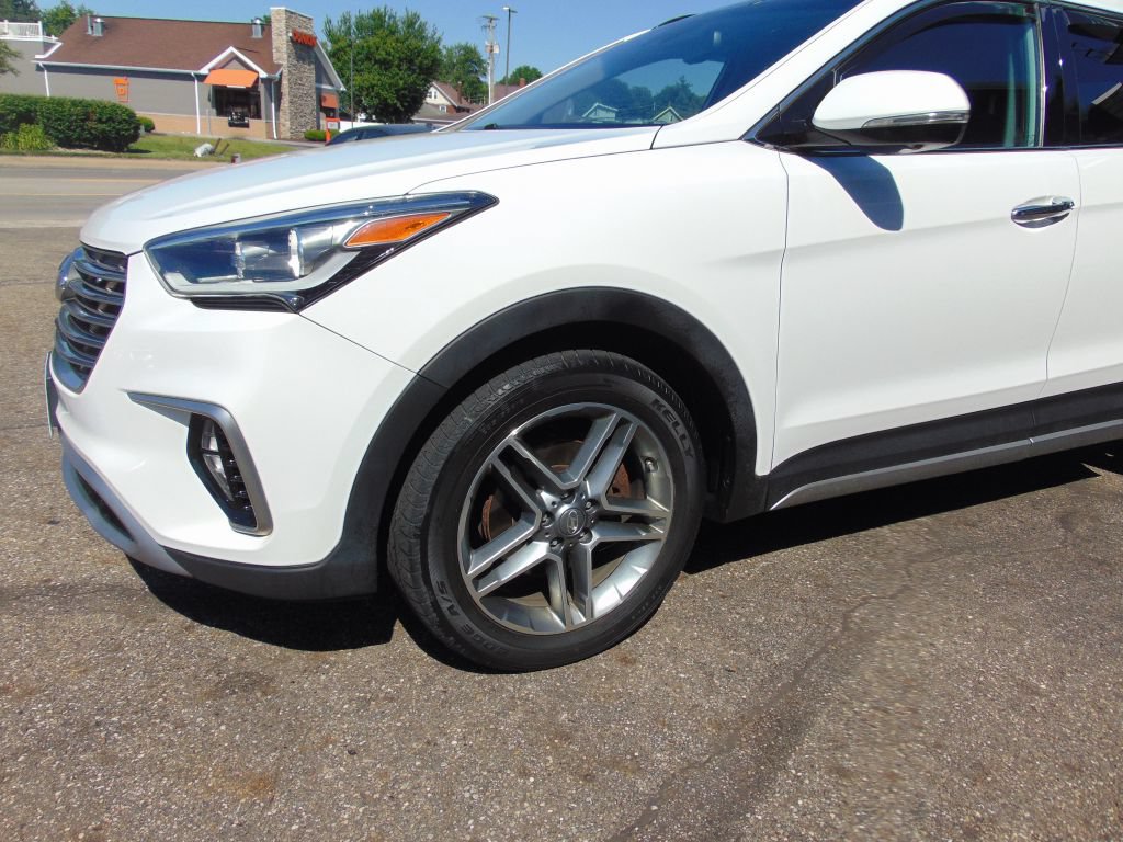Used 2017 Hyundai Santa Fe Limited AWD/4WD image 12