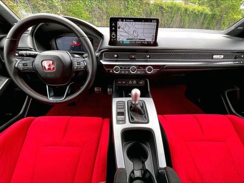 Used 2025 Honda Civic Type R image 21