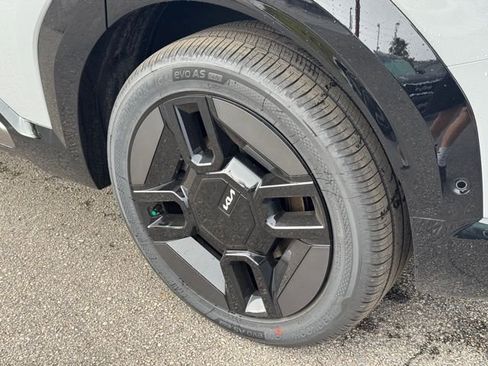 New 2026 Kia EV9 GT-Line AWD/4WD image 7