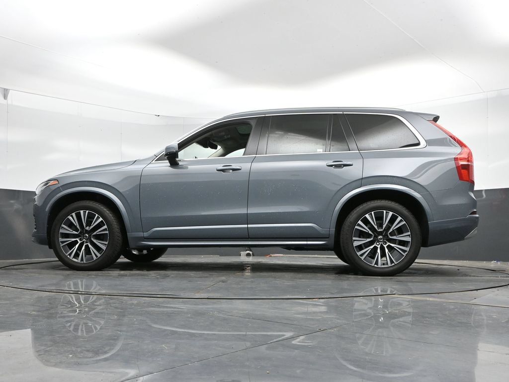 Used 2022 Volvo XC90 T6 Momentum w/ Climate Package AWD/4WD image 45