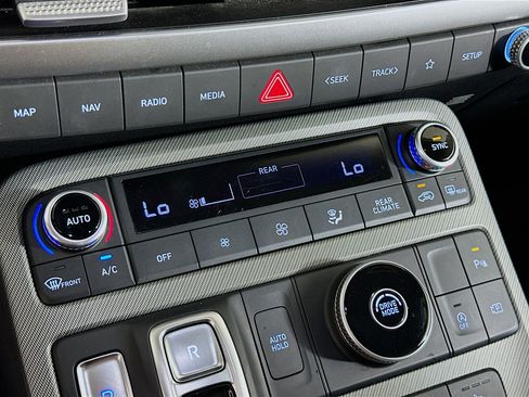 Used 2025 Hyundai Palisade SEL image 23