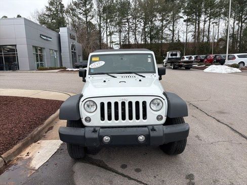 Used 2018 Jeep Wrangler Unlimited Sport S image 9