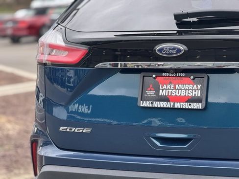 Used 2020 Ford Edge SEL image 11