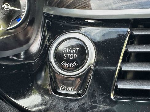 Used 2018 BMW 540i xDrive image 31