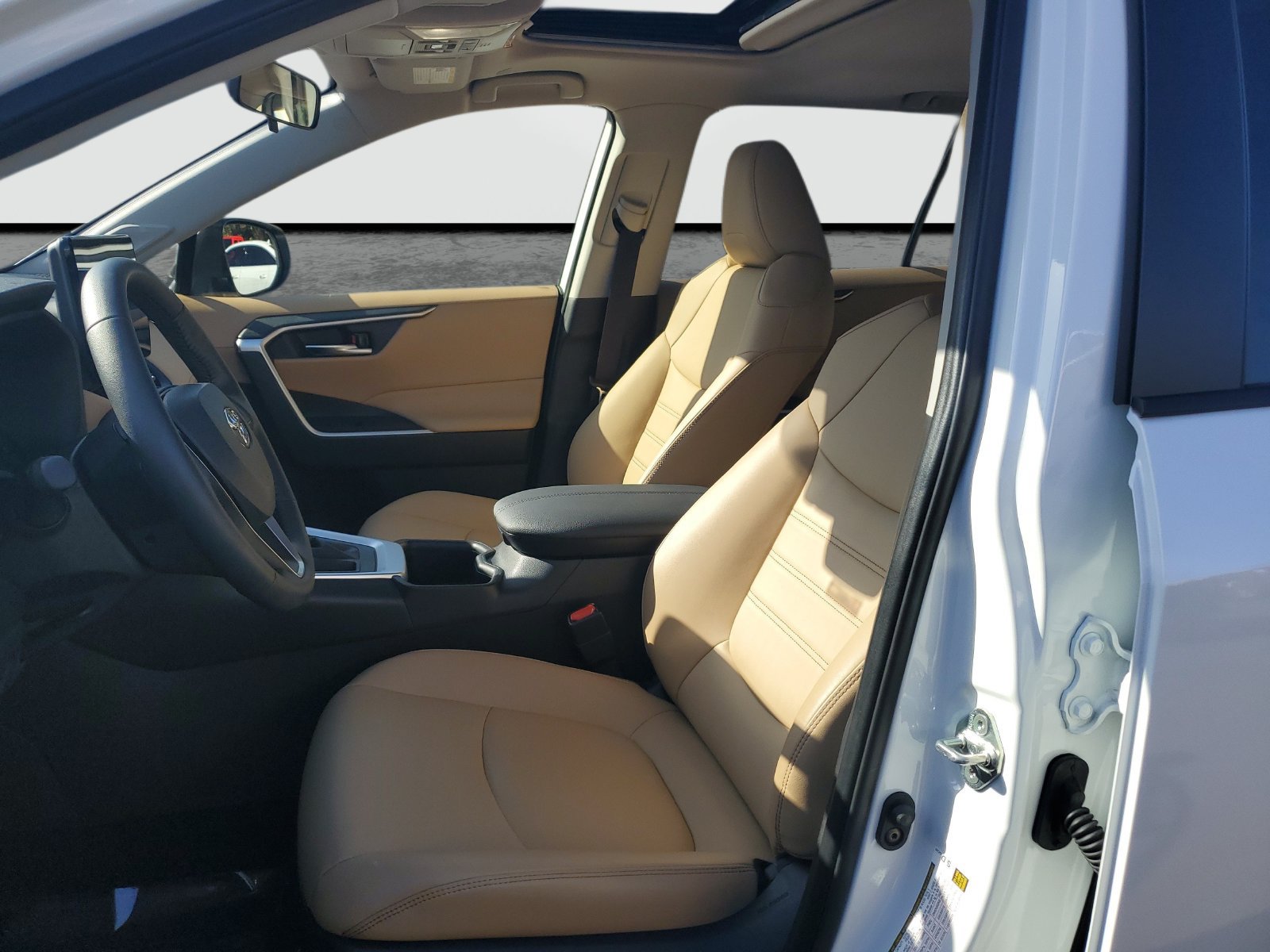 Used 2025 Toyota RAV4 XLE Premium w/ Weather Package FWD image 19