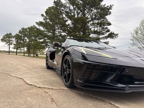 Used 2021 Chevrolet Corvette Stingray Premium Conv w/ Z51 Performance Package image 32