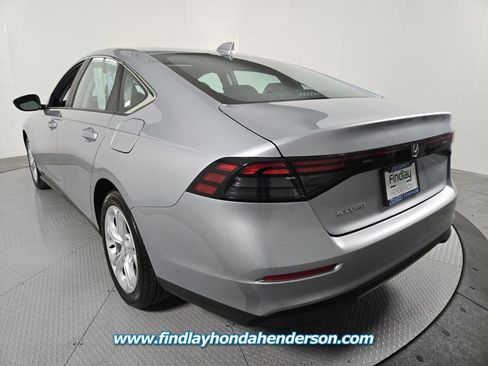 Certified 2025 Honda Accord LX image 4