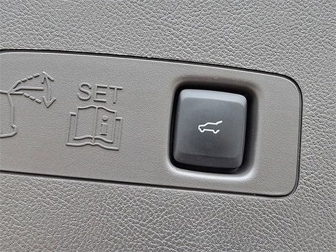 Used 2020 Lincoln Corsair Reserve w/ Elements Package image 28