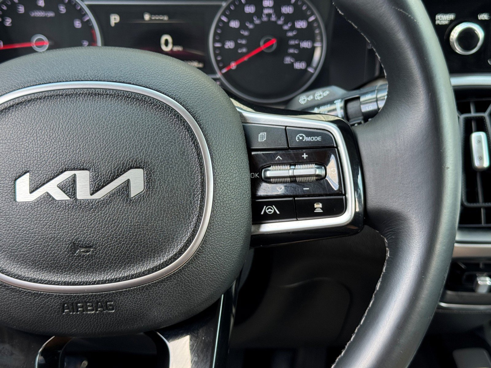Used 2022 Kia Sorento EX w/ Panoramic Sunroof Package FWD image 21