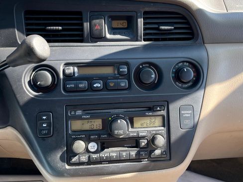 Used 2004 Honda Odyssey EX-L image 11