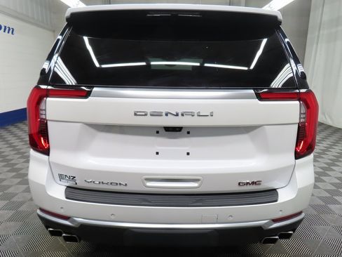 Used 2025 GMC Yukon Denali image 40