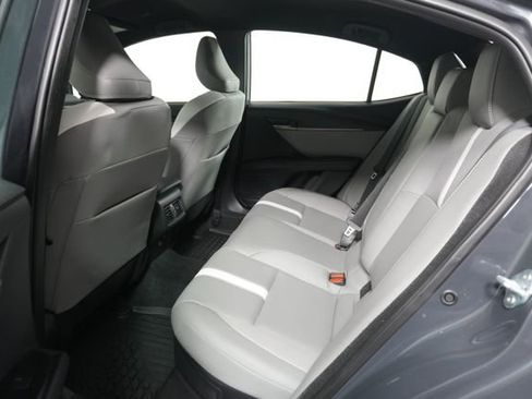 Used 2025 Toyota Camry SE image 26