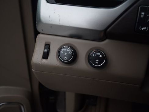 Used 2016 Chevrolet Suburban LTZ AWD/4WD image 7