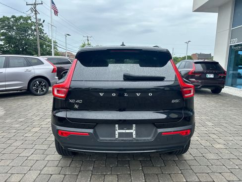 Used 2023 Volvo XC40 B5 Plus w/ Protection Package Premier AWD/4WD image 31