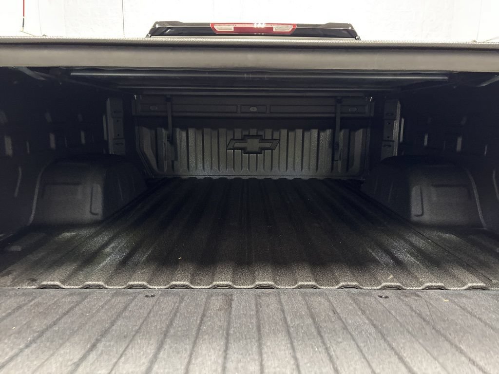 Used 2024 Chevrolet Silverado 1500 RST AWD/4WD image 6