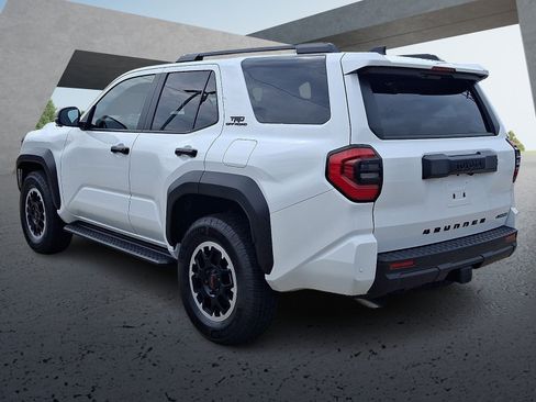 Certified 2026 Toyota 4Runner TRD Off-Road Premium AWD/4WD image 4