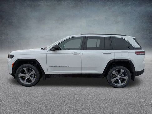 New 2026 Jeep Grand Cherokee Limited AWD/4WD image 7