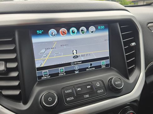 Used 2019 GMC Acadia SLT AWD/4WD image 18