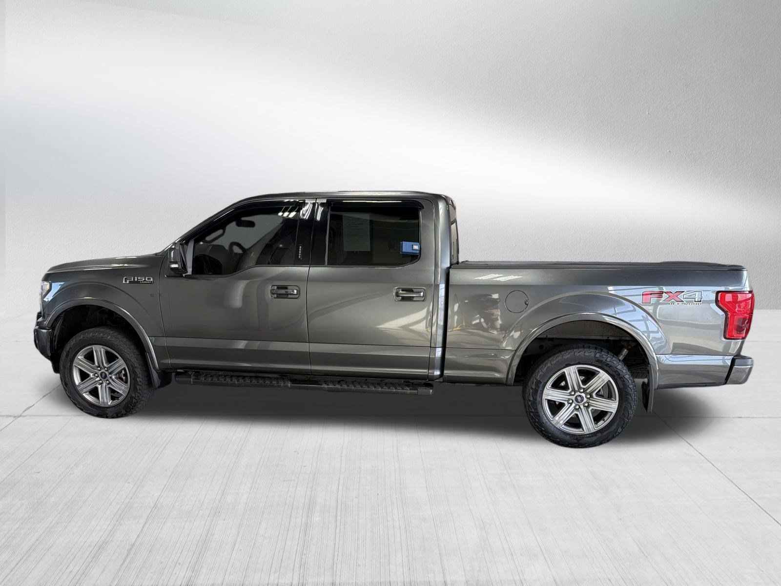Used 2018 Ford F150 Lariat w/ Equipment Group 502A Luxury AWD/4WD image 4