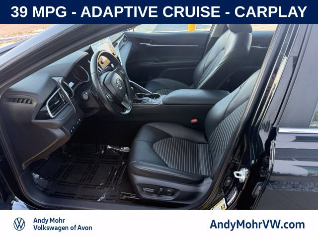 Used 2024 Toyota Camry SE FWD image 11