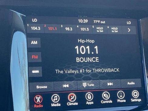 Used 2022 Dodge Durango SXT image 9