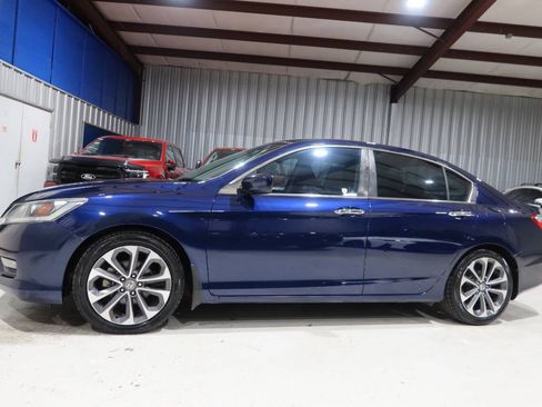 Used 2015 Honda Accord Sport image 1