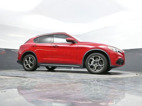 Used 2023 Alfa Romeo Stelvio Ti image 52