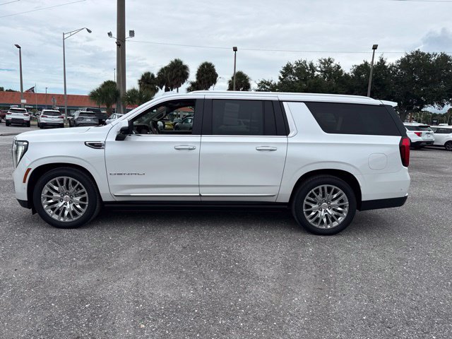 Used 2025 GMC Yukon XL Denali w/ Sun & Power Step Package AWD/4WD image 6