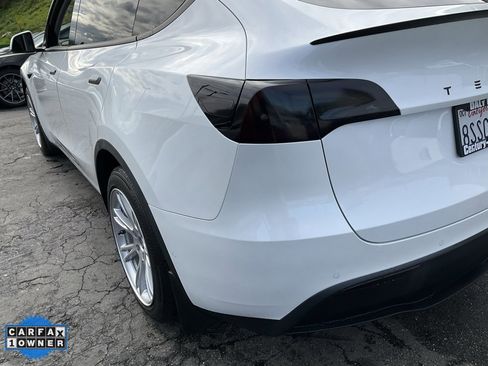 Used 2020 Tesla Model Y Long Range image 86