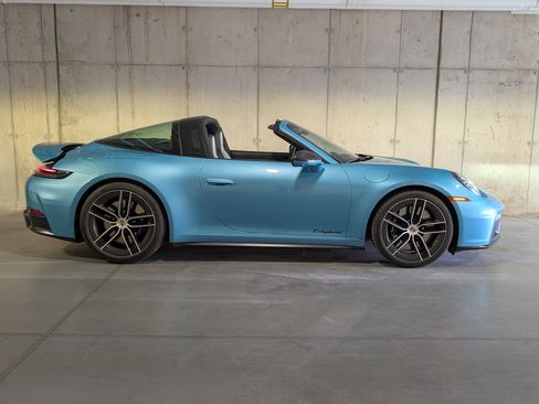 Used 2025 Porsche 911 Targa 4 GTS AWD/4WD image 10