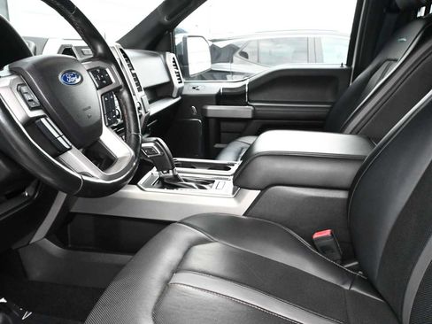 Used 2018 Ford F150 Platinum w/ Equipment Group 701A Luxury AWD/4WD image 13