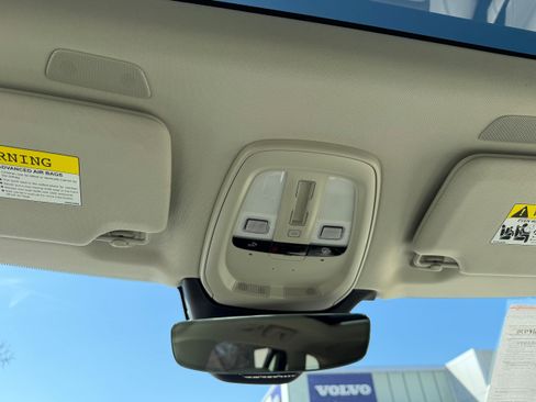 Certified 2024 Volvo XC90 B6 Plus w/ Protection Package Premier image 21