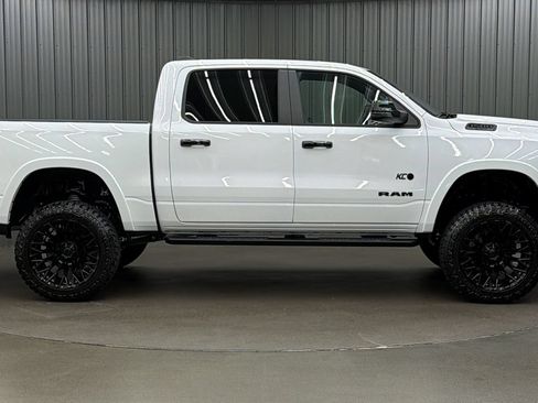 Used 2025 RAM 1500 Big Horn AWD/4WD image 6