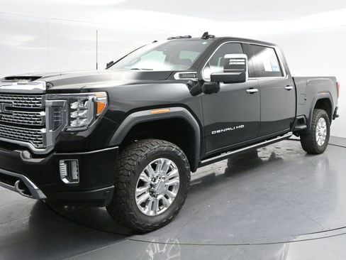 Used 2023 GMC Sierra 3500 Denali w/ Denali Ultimate Package image 3