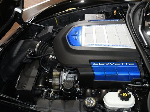 Used 2011 Chevrolet Corvette ZR1 w/ Preferred Equipment Group RWD image 93