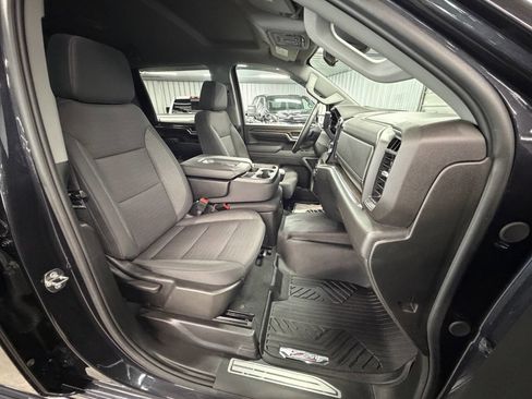 Used 2024 Chevrolet Silverado 2500 LT image 38