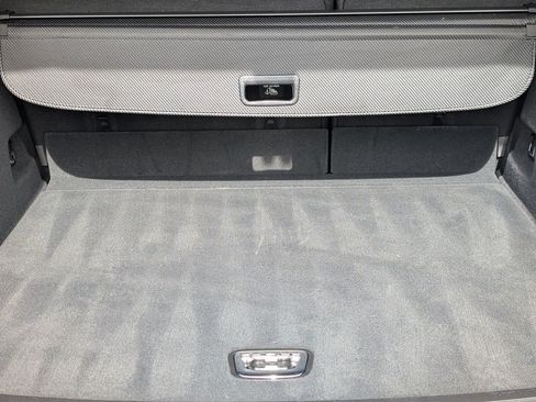 Certified 2024 Cadillac Lyriq Luxury AWD/4WD image 18