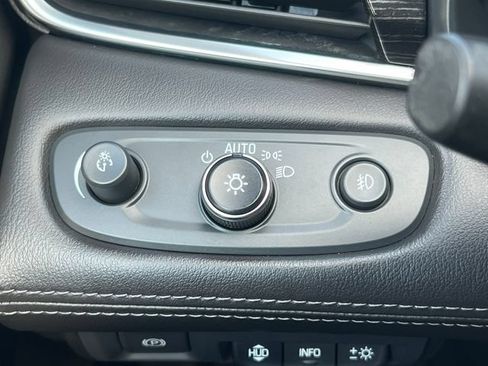 Used 2019 Buick LaCrosse Premium w/ Driver Confidence Package II AWD/4WD image 18