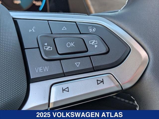 New 2025 Volkswagen Atlas SE AWD/4WD image 14