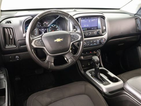 Used 2022 Chevrolet Colorado LT w/ Fleet Safety Package image 2