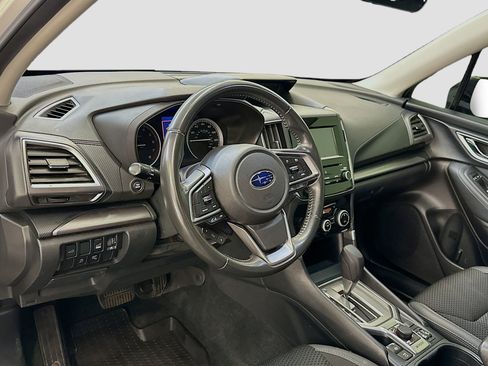 Used 2019 Subaru Forester Premium image 18