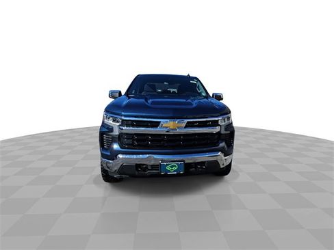 Used 2022 Chevrolet Silverado 1500 LT image 3