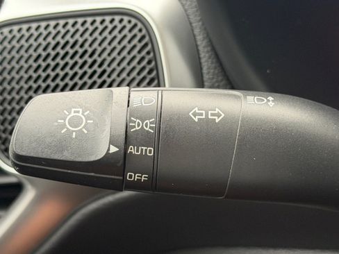 Certified 2021 Kia Soul LX FWD image 34