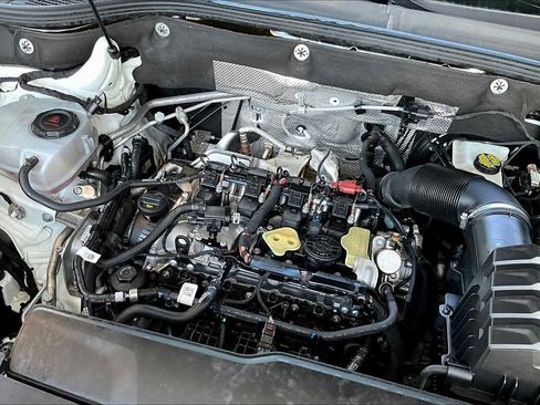 Certified 2024 Volkswagen Atlas SE image 60